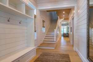 150219-27runningoak-028-2000